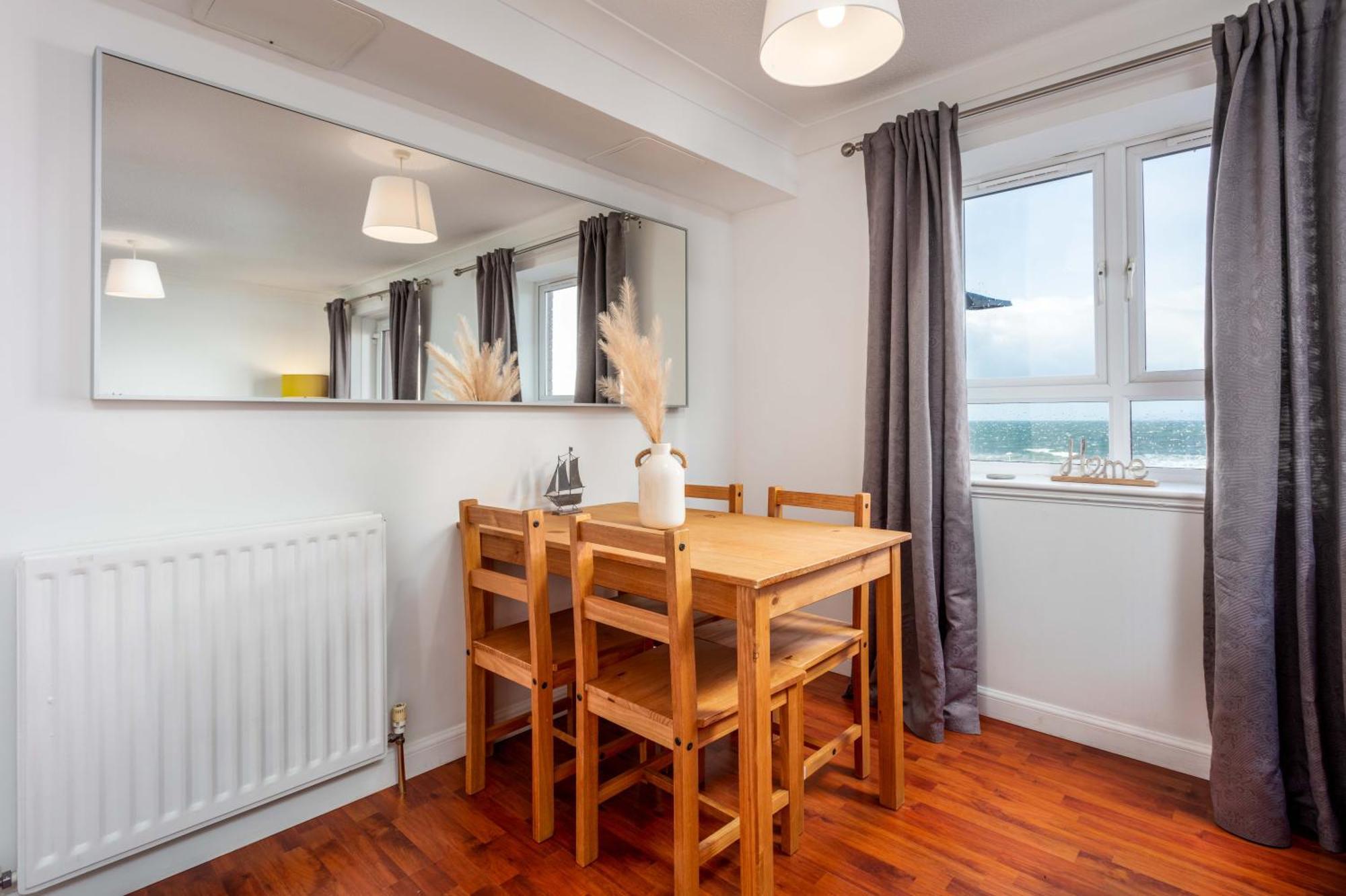 The Original Donnini Apartment Ayr Eksteriør billede